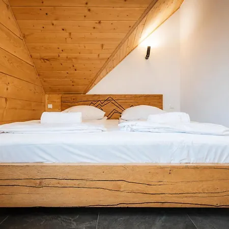 شقة Czorsztyn Lux Apartments- Z Prywatna Sauna 221 كلوزكوفتس